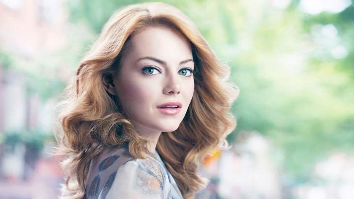 Beautiful Emma Stone Side Face Closeup